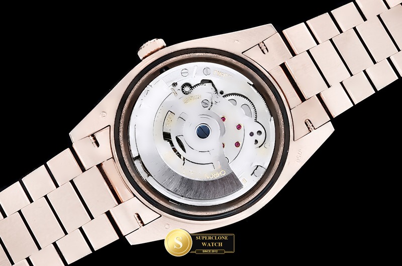 Rolex Ref. RDD0402M EWE - On-Wrist Presence & Case Thickness View (Photo 17 of 31)