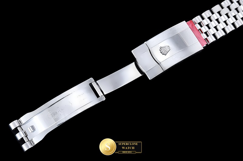 Rolex Ref. RDJ0479A CLEAN PLUS - On-Wrist Presence & Case Thickness View (Photo 11 of 28)