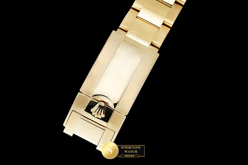 Rolex Ref. 126508 ARF - On-Wrist Presence & Case Thickness View (Photo 11 of 32)