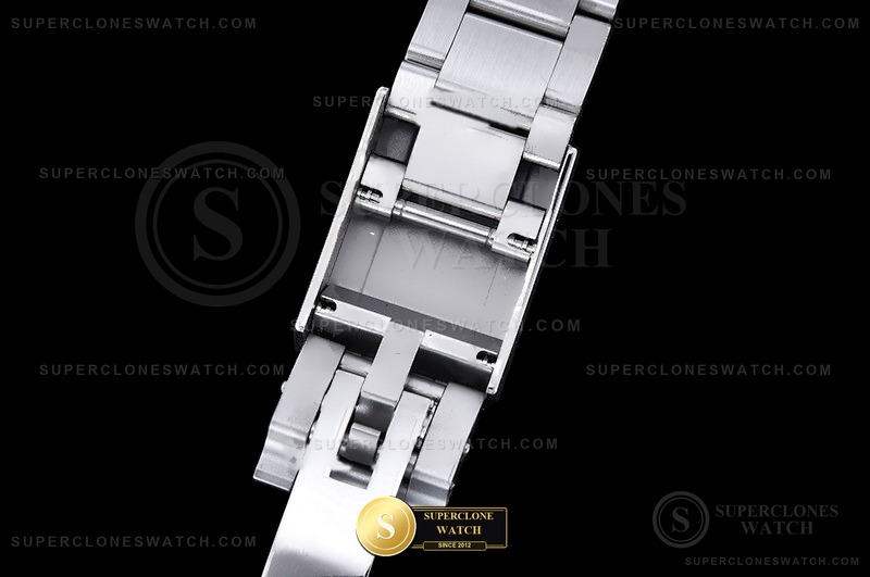 Rolex Ref. 126509 ARF - Crown Guard & Dial Lume Verification (Photo 14 of 33)
