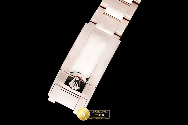 Rolex Ref. 126505 ARF - On-Wrist Presence & Case Thickness View (Photo 11 of 32)