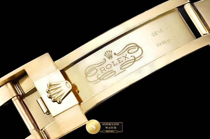 Rolex Ref. 126518 CLEAN PLUS - On-Wrist Presence & Case Thickness View (Photo 13 of 34)