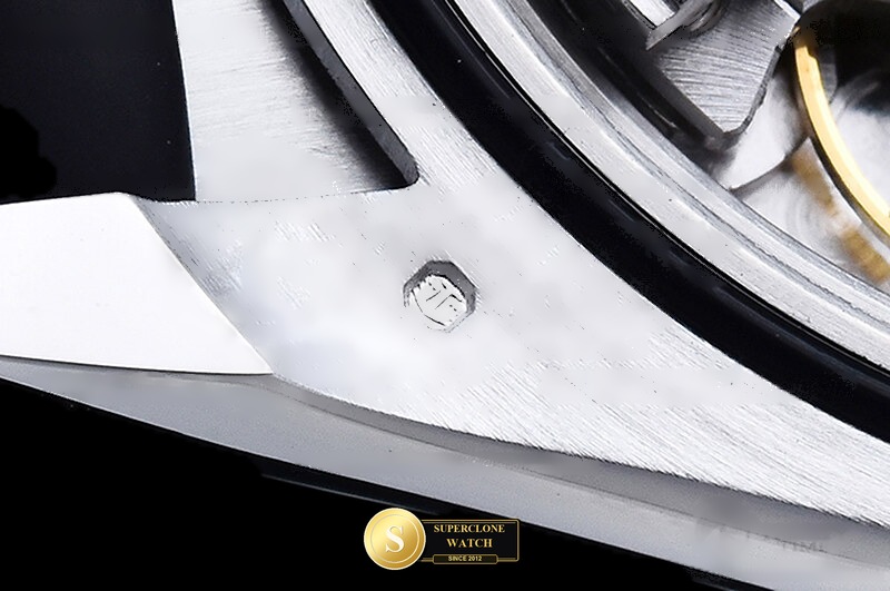 Rolex Ref. 126519 CLEAN PLUS - On-Wrist Presence & Case Thickness View (Photo 25 of 34)
