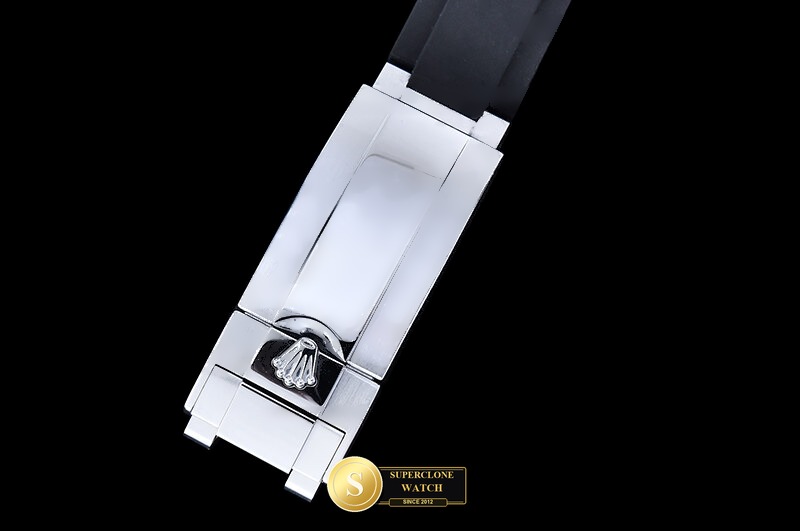 Rolex Ref. 126519LN 3C - On-Wrist Presence & Case Thickness View (Photo 11 of 34)
