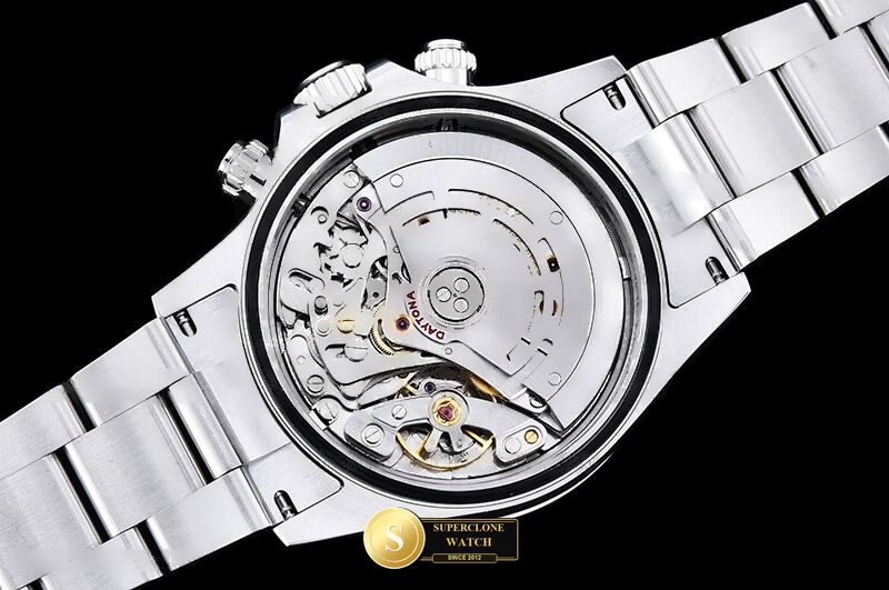 Rolex Ref. 116520 3C - On-Wrist Presence & Case Thickness View (Photo 19 of 28)