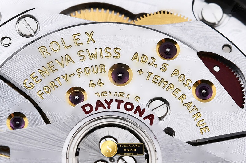 Rolex Ref. 116520 3C - On-Wrist Presence & Case Thickness View (Photo 23 of 28)