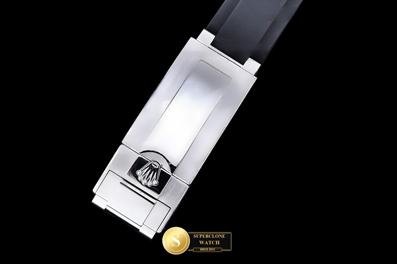 Rolex Ref. 126519 RWF - On-Wrist Presence & Case Thickness View (Photo 11 of 34)