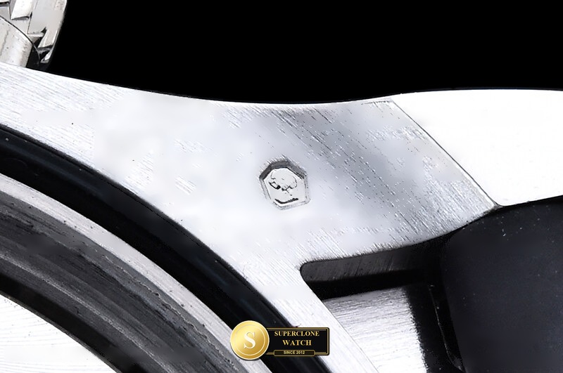 Rolex Ref. 126519 RWF - On-Wrist Presence & Case Thickness View (Photo 23 of 34)