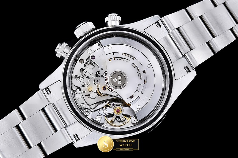 Rolex Ref. ROLDYT0814E PMS - On-Wrist Presence & Case Thickness View (Photo 19 of 29)