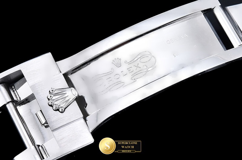 Rolex Ref. 226570 QF - Crown Guard & Dial Lume Verification (Photo 14 of 32)