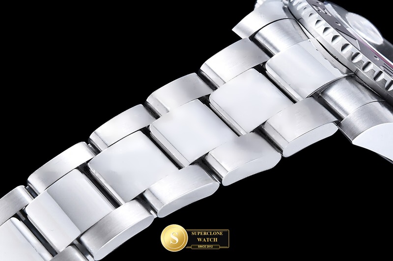 Rolex Ref. 126710 VSF - On-Wrist Presence & Case Thickness View (Photo 17 of 33)