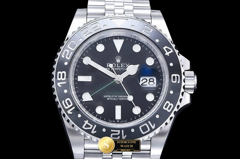 Rolex Ref. 126710GRNR RWF - Clasp & Solid 904L Bracelet Detail (Photo 3 of 30)