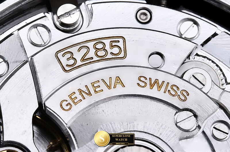 Rolex Ref. 126710BLRO RICH - On-Wrist Presence & Case Thickness View (Photo 25 of 32)