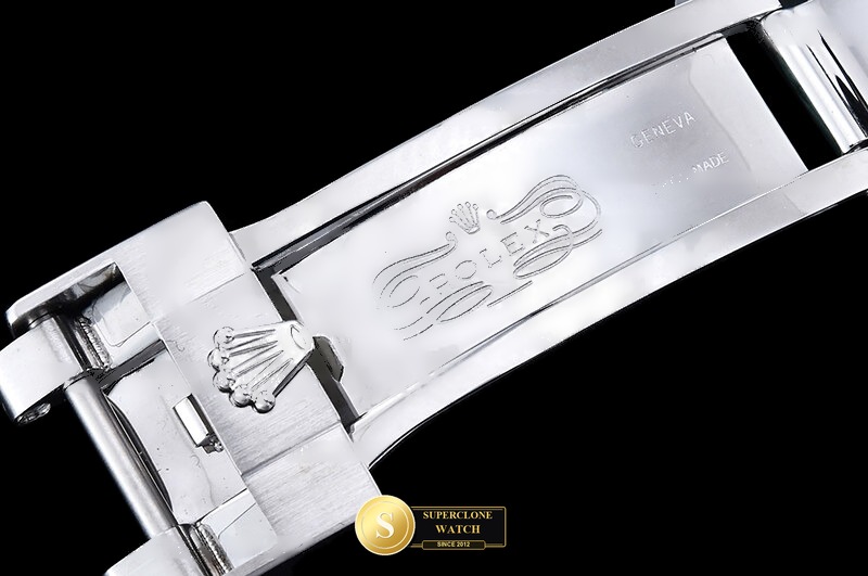 Rolex Ref. 126600 QF - Crown Guard & Dial Lume Verification (Photo 14 of 31)