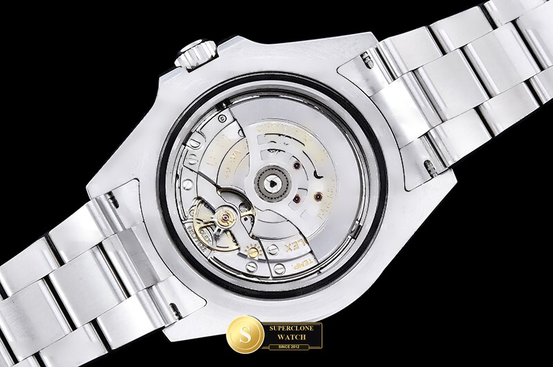 Rolex Ref. 126660 EWE - On-Wrist Presence & Case Thickness View (Photo 23 of 33)