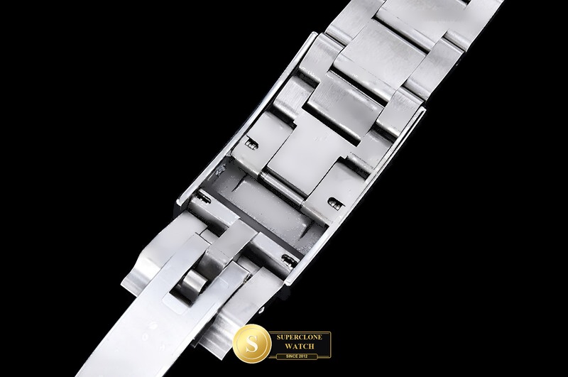 Rolex Ref. 126610LV QF - Crown Guard & Dial Lume Verification (Photo 16 of 33)