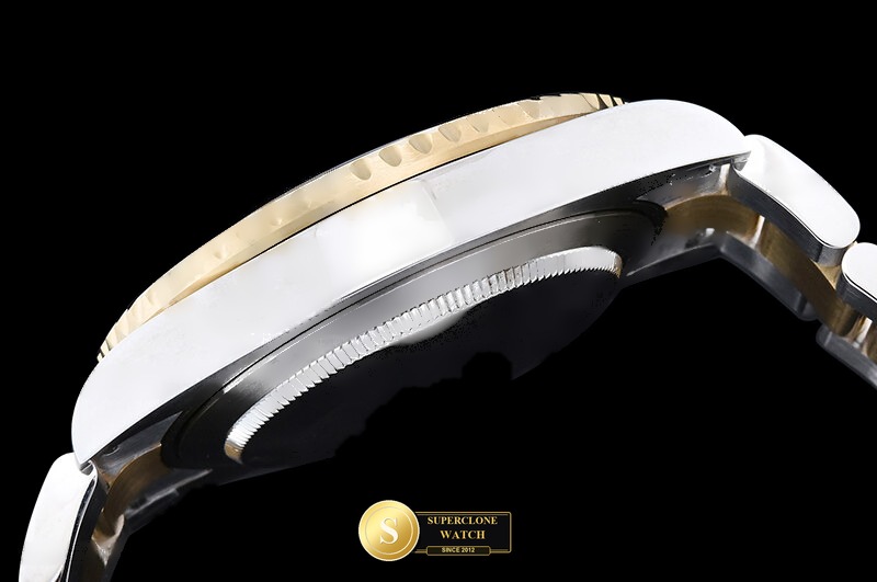 Rolex Ref. 126613LN QF - On-Wrist Presence & Case Thickness View (Photo 19 of 32)