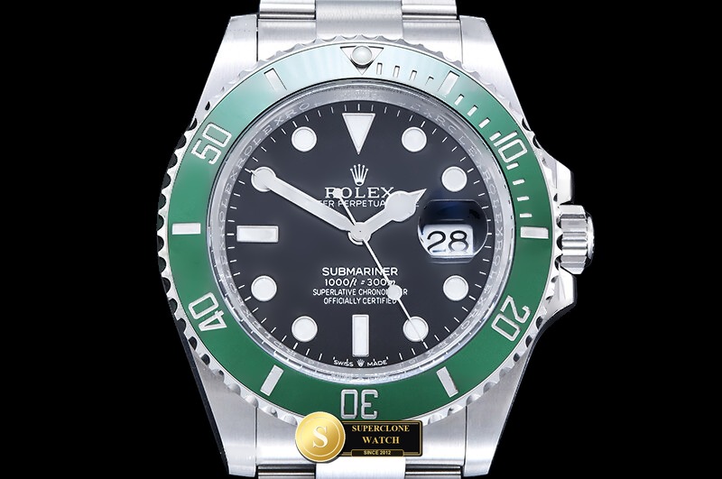 Rolex Ref. 126610LV SCF - Clasp & Solid 904L Bracelet Detail (Photo 3 of 31)