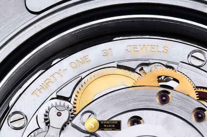 Rolex Ref. 126622 CLEAN PLUS - On-Wrist Presence & Case Thickness View (Photo 25 of 31)