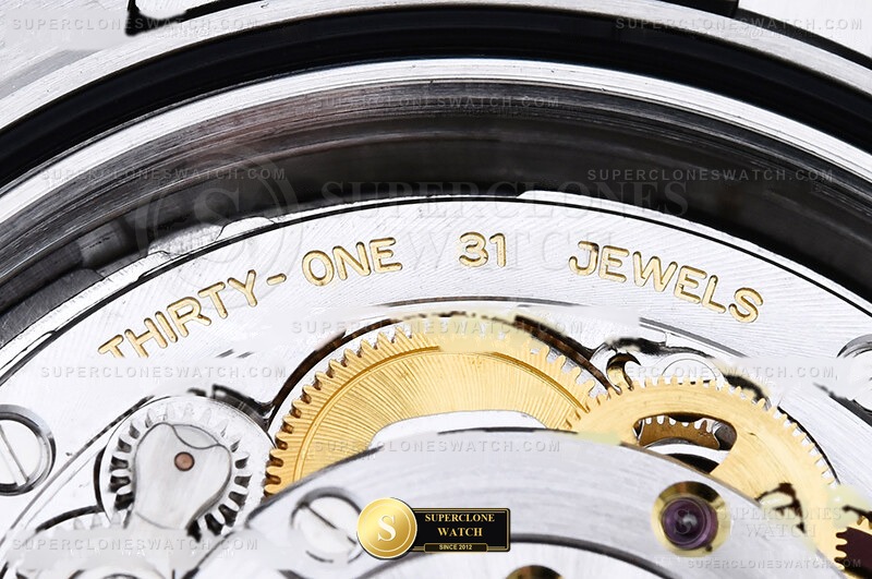 Rolex Ref. R2DJ0536C VSF - On-Wrist Presence & Case Thickness View (Photo 21 of 26)