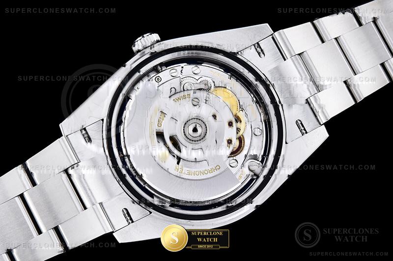 Rolex Ref. R2DJ0533L SEEK - On-Wrist Presence & Case Thickness View (Photo 19 of 28)
