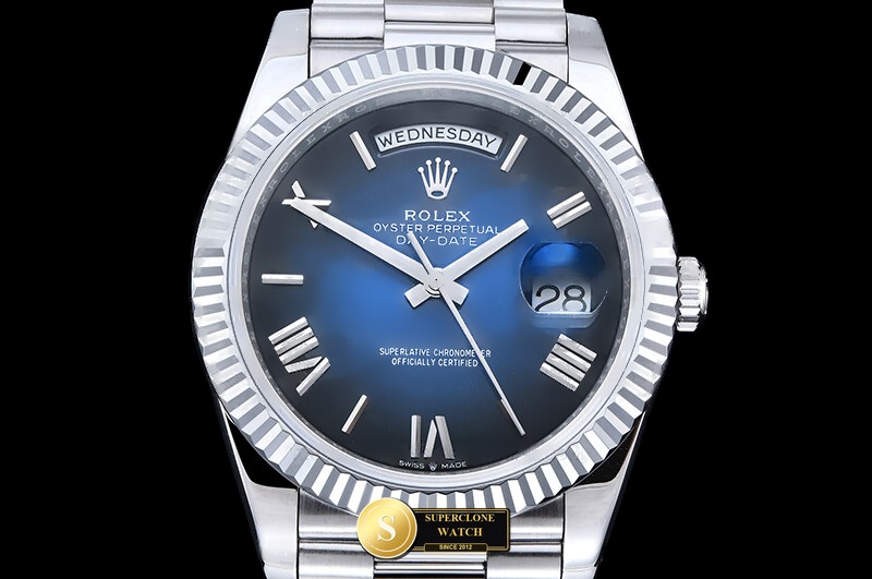 Rolex Ref. RDD0403D RG - Clasp & Solid 904L Bracelet Detail (Photo 3 of 30)