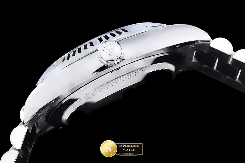 Rolex Ref. RDD0403D RG - On-Wrist Presence & Case Thickness View (Photo 13 of 30)