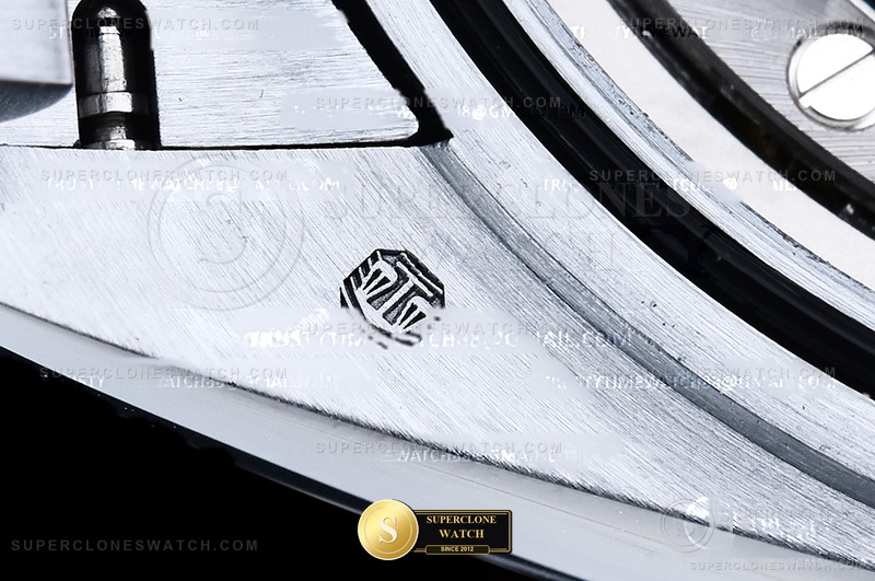 Rolex Ref. RDD0404B QF - Crown Guard & Dial Lume Verification (Photo 22 of 32)