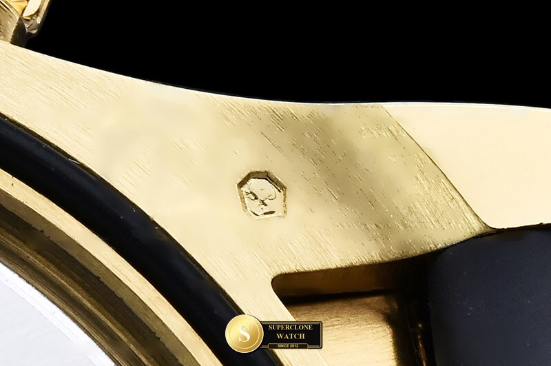Rolex Ref. 126518 CLEAN PLUS - On-Wrist Presence & Case Thickness View (Photo 23 of 33)