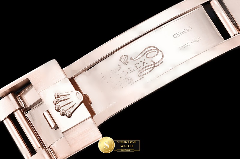 Rolex Ref. 126515 RWF - On-Wrist Presence & Case Thickness View (Photo 13 of 33)