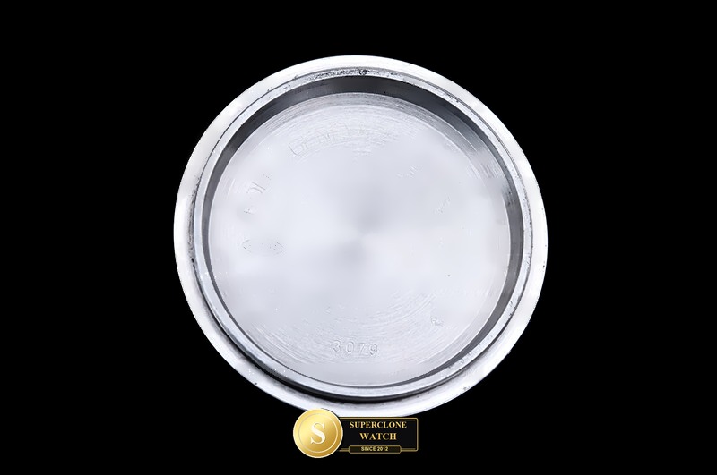 Rolex Ref. 126519 QF - Crown Guard & Dial Lume Verification (Photo 32 of 35)