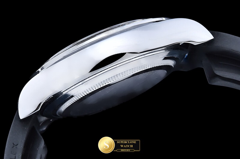 Rolex Ref. 116519 UFO - On-Wrist Presence & Case Thickness View (Photo 19 of 35)