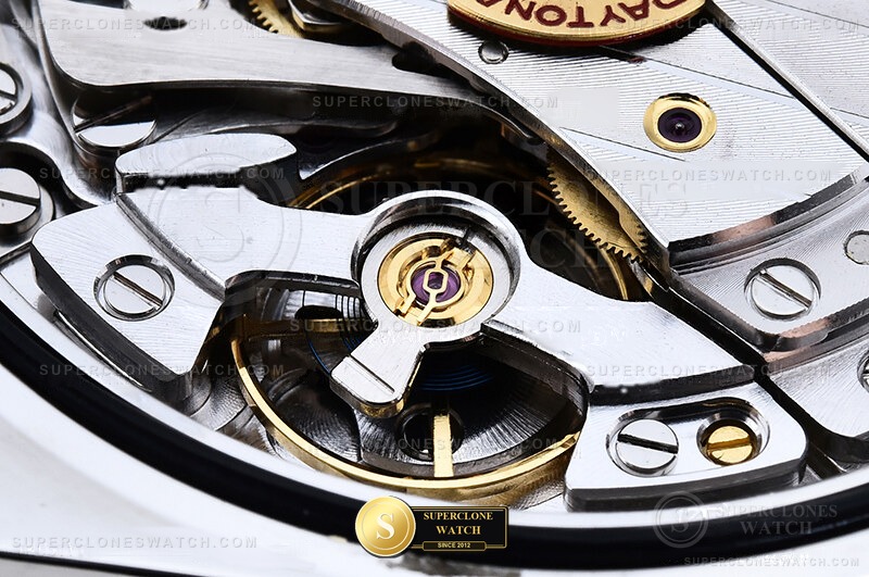 Rolex Ref. 126502 VSF - On-Wrist Presence & Case Thickness View (Photo 25 of 28)