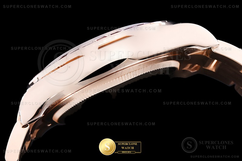 Rolex Ref. 126595SARO RX - On-Wrist Presence & Case Thickness View (Photo 17 of 31)