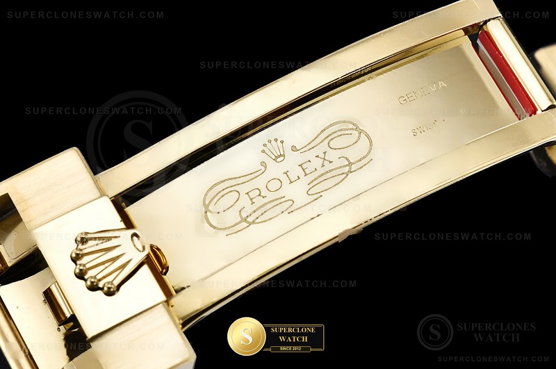 Rolex Ref. 116589SACO RX - On-Wrist Presence & Case Thickness View (Photo 13 of 31)