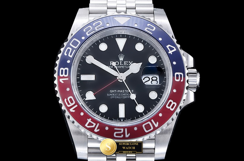 Rolex Ref. 126720VTNR RICH - Clasp & Solid 904L Bracelet Detail (Photo 3 of 32)