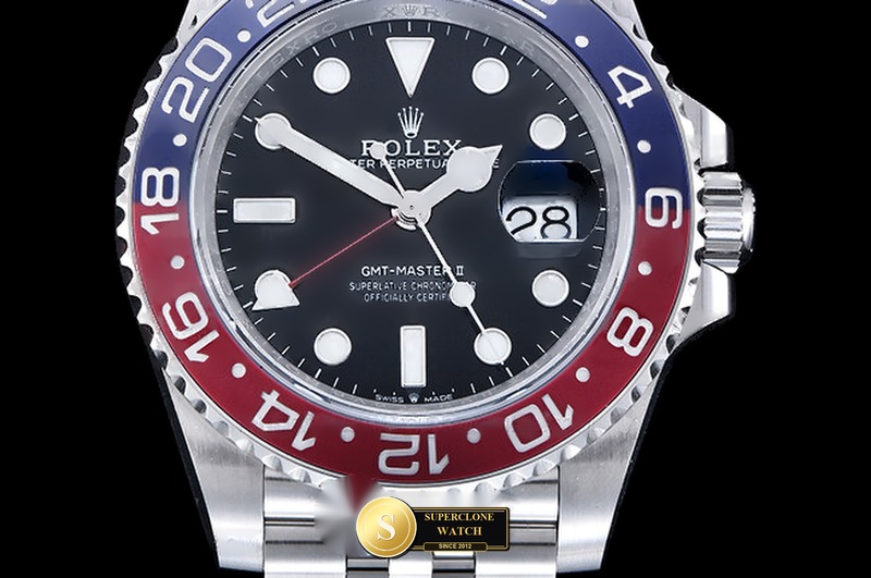 Rolex Ref. 126710BLRO ERF - Clasp & Solid 904L Bracelet Detail (Photo 3 of 32)