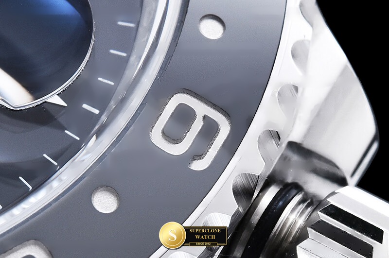 Rolex Ref. 126710GRNR ERF - On-Wrist Presence & Case Thickness View (Photo 11 of 32)