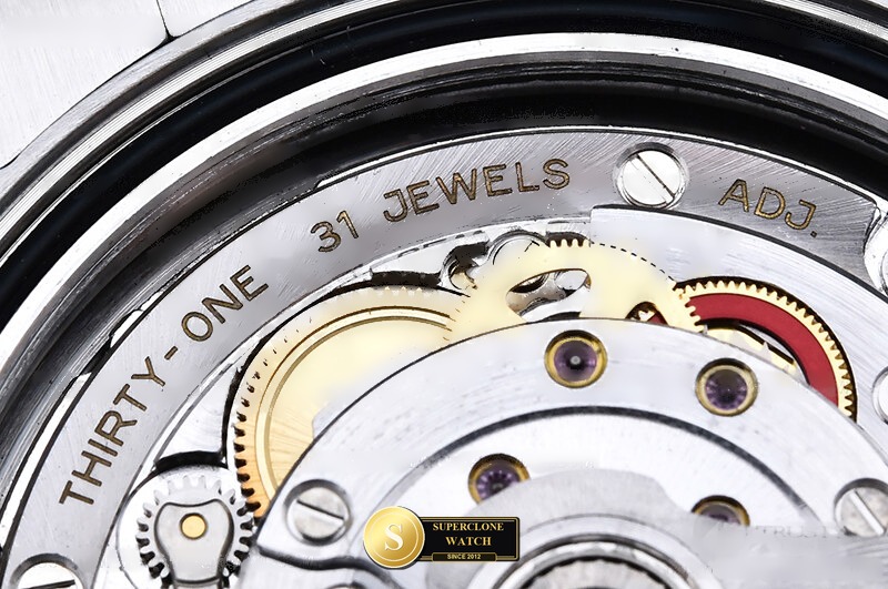 Rolex Ref. 126710BLRO RICH - On-Wrist Presence & Case Thickness View (Photo 25 of 31)