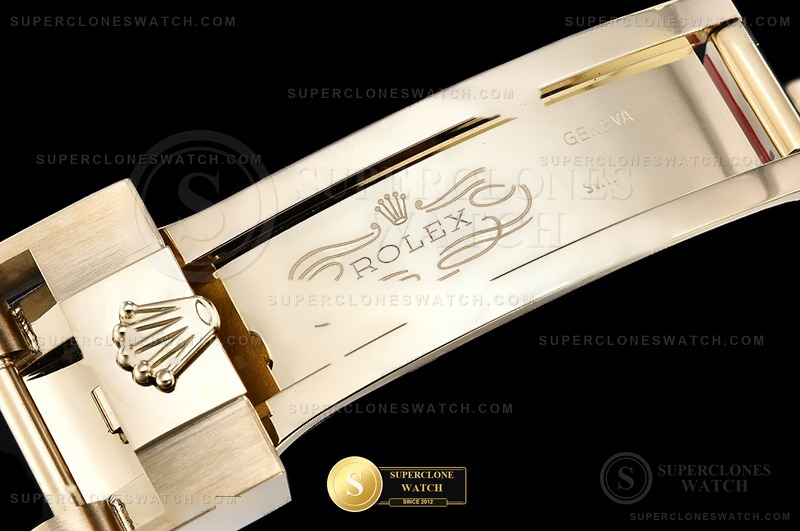 Rolex Ref. 126718 QF - On-Wrist Presence & Case Thickness View (Photo 15 of 35)