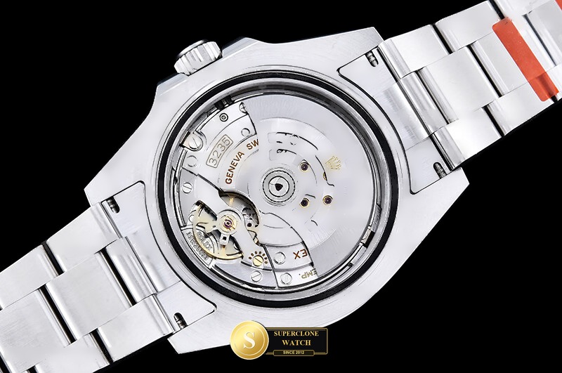 Rolex Ref. 126610LV ERF - On-Wrist Presence & Case Thickness View (Photo 21 of 32)