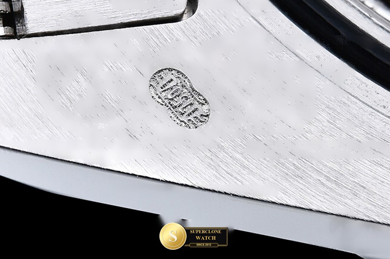 Rolex Ref. 126613LB VSF - On-Wrist Presence & Case Thickness View (Photo 25 of 36)