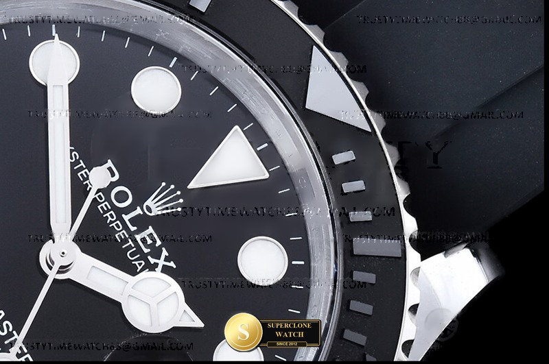 Rolex Ref. 226659 QF - Lateral Bezel & Sapphire Crystal Profile (Photo 6 of 37)