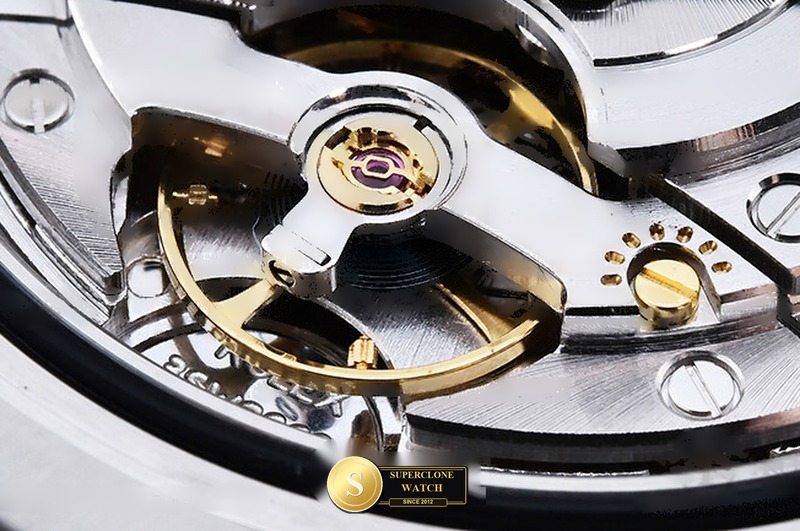 Rolex Ref. 126622 ERF - On-Wrist Presence & Case Thickness View (Photo 27 of 31)