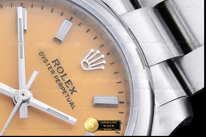 Rolex Ref. ROYP056C DIW - Lateral Bezel & Sapphire Crystal Profile (Photo 6 of 30)