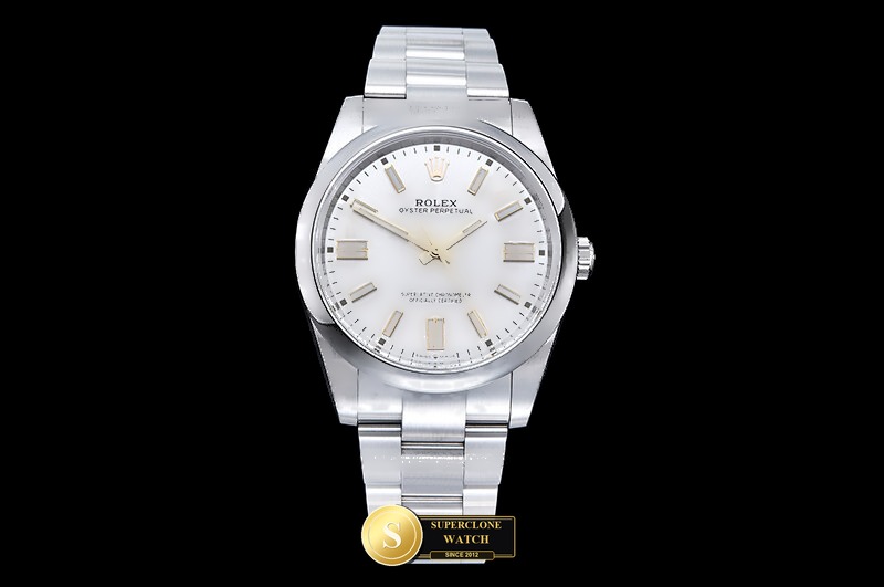 Rolex Ref. 126000 CLEAN PLUS - Exhibition Caseback & Cloned Calibre Movement (Photo 4 of 29)