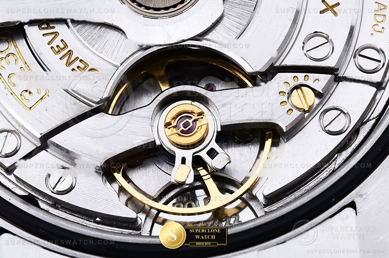 Rolex Ref. ROYP057J CLEAN PLUS - Crown Guard & Dial Lume Verification (Photo 22 of 28)