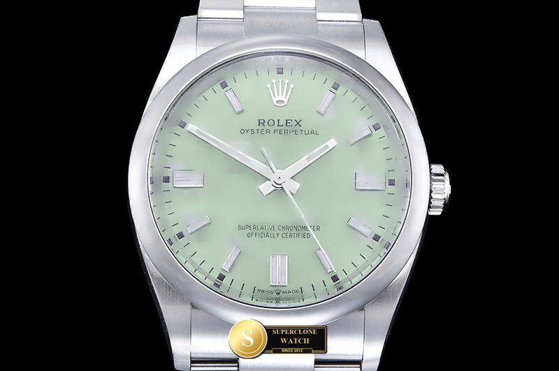 Rolex Ref. ROYP059C CLEAN PLUS - Clasp & Solid 904L Bracelet Detail (Photo 3 of 28)