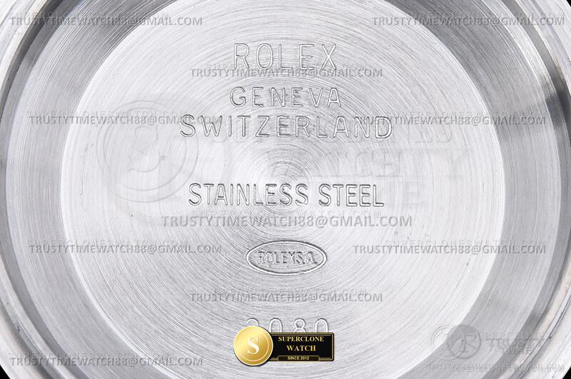 Rolex Ref. ROYP059D CLEAN PLUS - On-Wrist Presence & Case Thickness View (Photo 27 of 28)