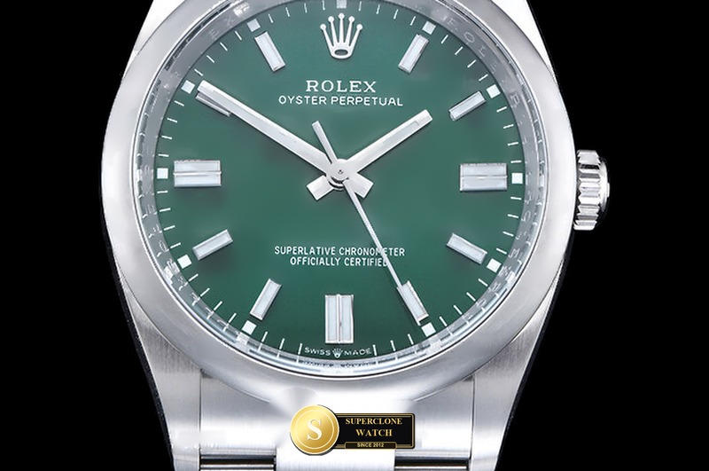 Rolex Ref. ROYP059F CLEAN PLUS - Clasp & Solid 904L Bracelet Detail (Photo 3 of 28)
